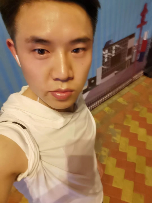 雷子的第一张照片--黔西认干亲服务网